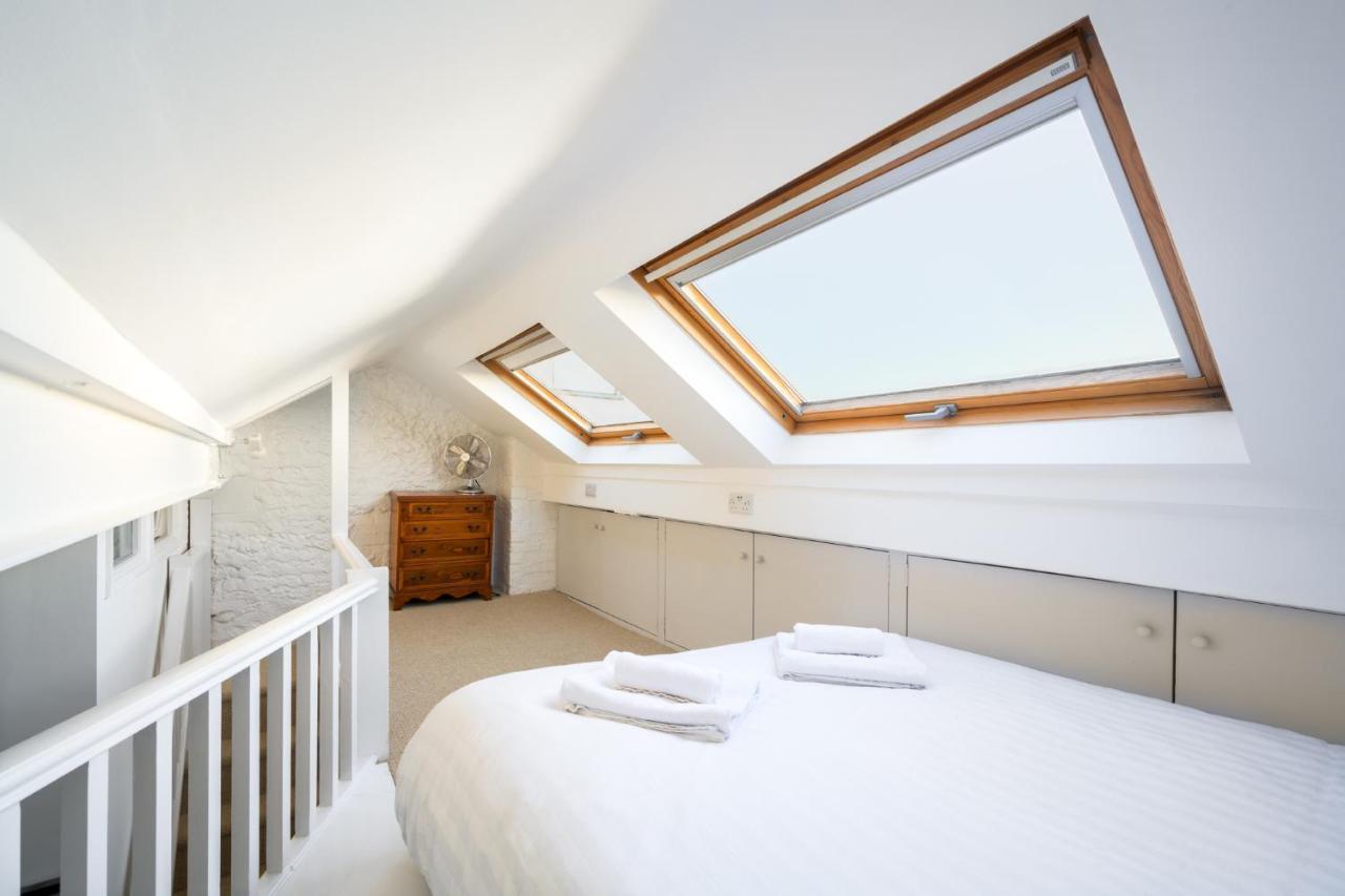 Delightful Bird Sisters With Free Parking Holiday home Brighton