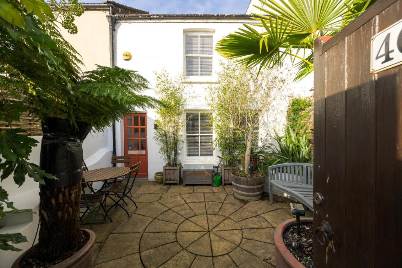 Holiday home Delightful Bird Sisters With Free Parking Brighton