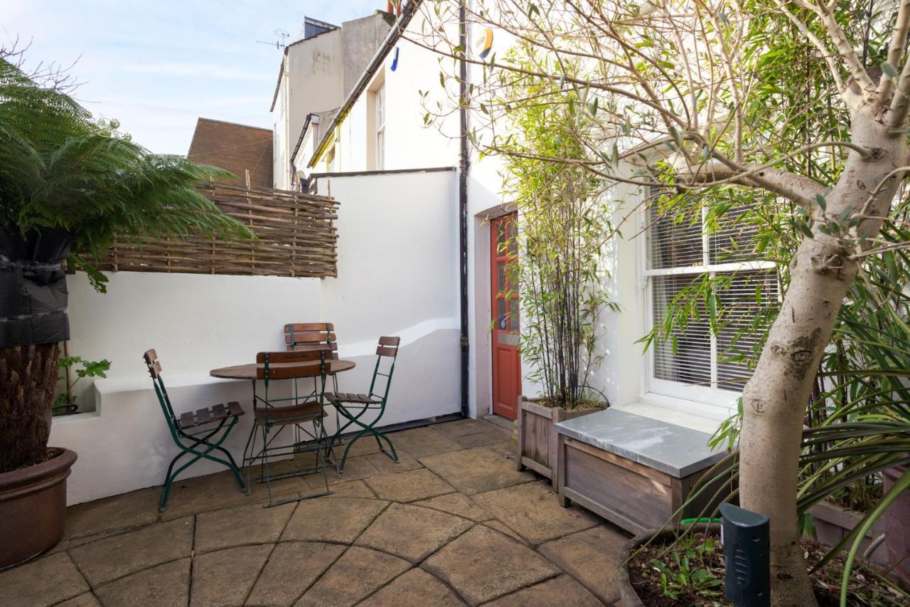 Holiday home Delightful Bird Sisters With Free Parking Brighton